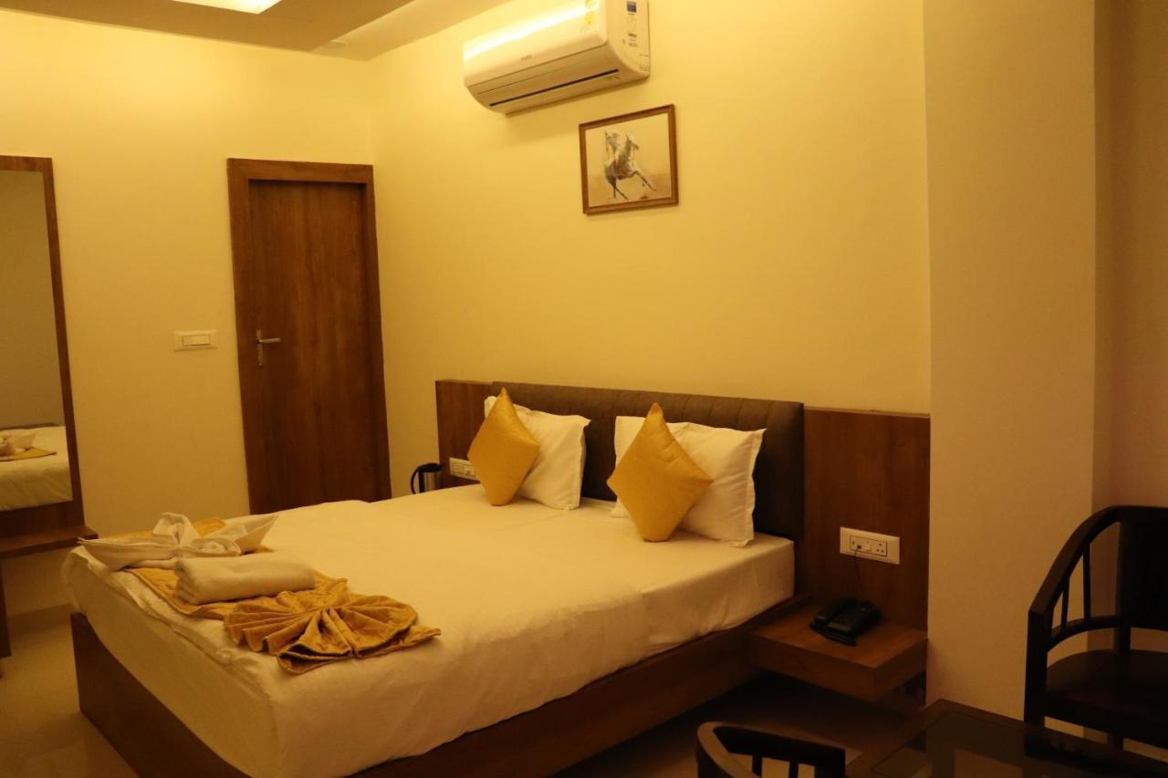 Hotel Jmb Jodhpur  Bagian luar foto